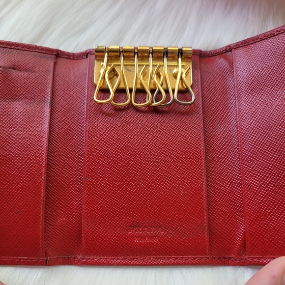 🔑 Prada Red Saffiano Leather 6 Key Holder - Picture 10 of 16